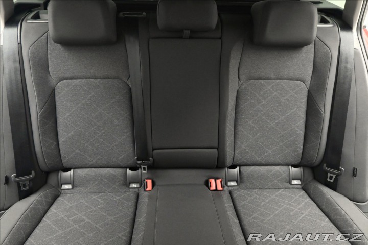 Volkswagen Golf 2,0 TDI 110kW DSG Life Zá 2023