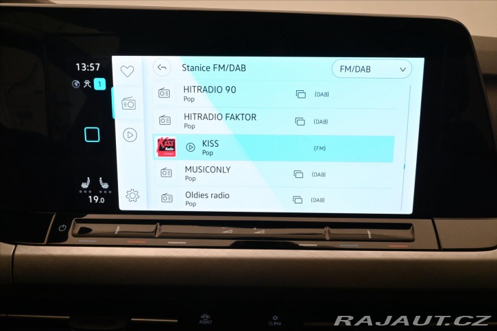 Volkswagen Golf 2,0 TDI 110 kW DSG Life Z 2022