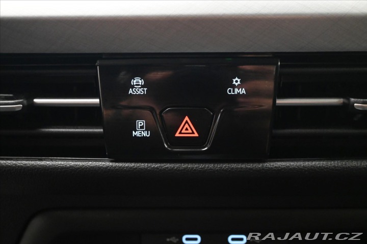 Volkswagen Golf 2,0 TDI 110 kW DSG Life Z 2022