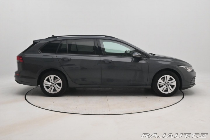 Volkswagen Golf 2,0 TDI 110 kW DSG Life Z 2022