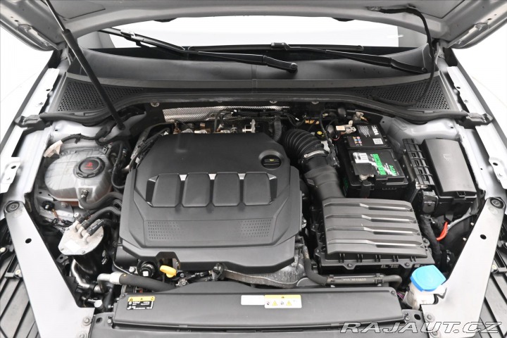 Volkswagen Passat 2,0 TDI 110kW DSG Busines 2023