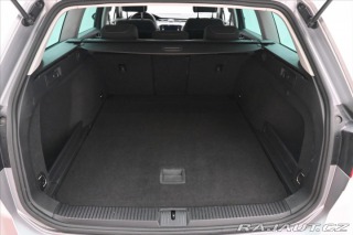 Volkswagen Passat 2,0 TDI 110kW DSG Busines 2023