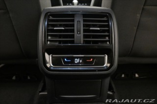 Volkswagen Passat 2,0 TDI 110kW DSG Busines 2023