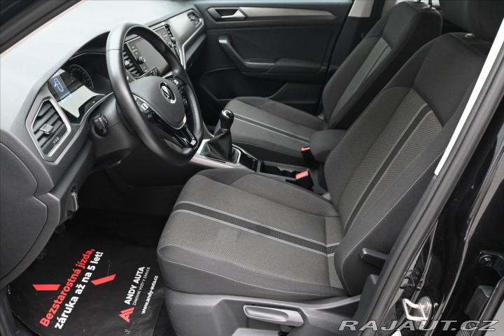 Volkswagen T-Roc 2,0 TDI 110kW Clever Navi 2021