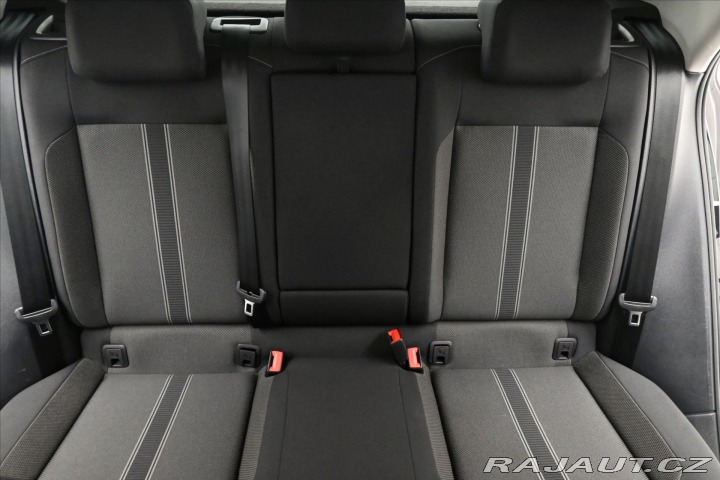 Volkswagen T-Roc 2,0 TDI 110kW Clever Navi 2021