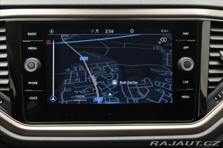Volkswagen T-Roc 2,0 TDI 110kW Clever Navi 2021