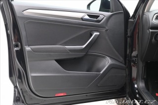 Volkswagen T-Roc 2,0 TDI 110kW Clever Navi 2021