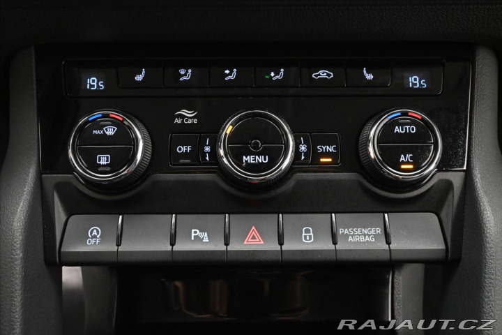 Škoda Karoq 2,0 TDI 110kW Clever Záru 2021