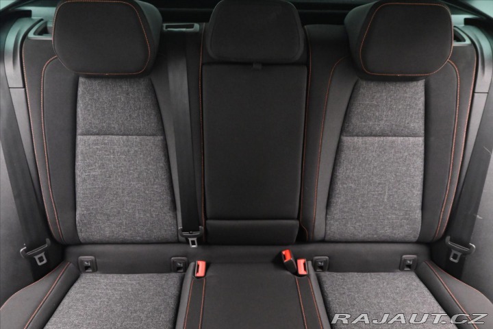 Škoda Karoq 2,0 TDI 110kW Clever Záru 2021