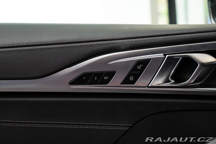 BMW M8 i xDrive Coupé Původ ČR/1 2019