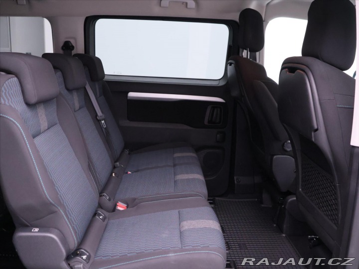 Peugeot Traveller 2,0 HDi 106kW CZ L2 8-Mís 2022