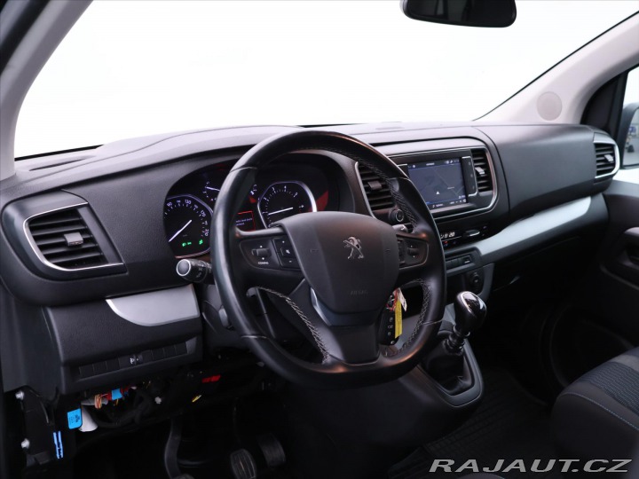 Peugeot Traveller 2,0 HDi 106kW CZ L2 8-Mís 2022