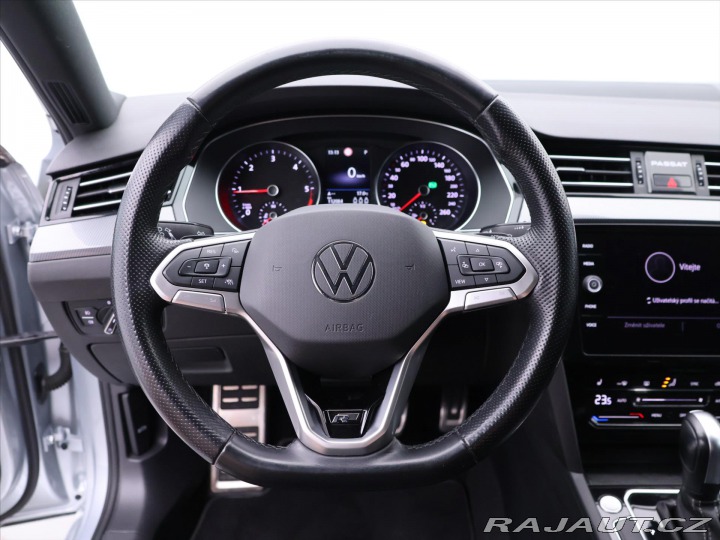 Volkswagen Passat 2,0 TDI 110kW DSG R-line 2022