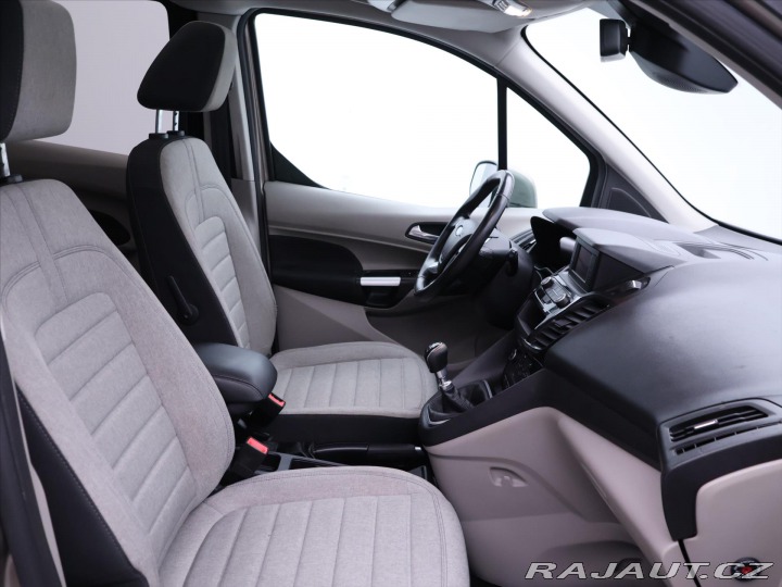 Ford Tourneo Connect 1,5 TDCI Titanium CZ Pano 2019