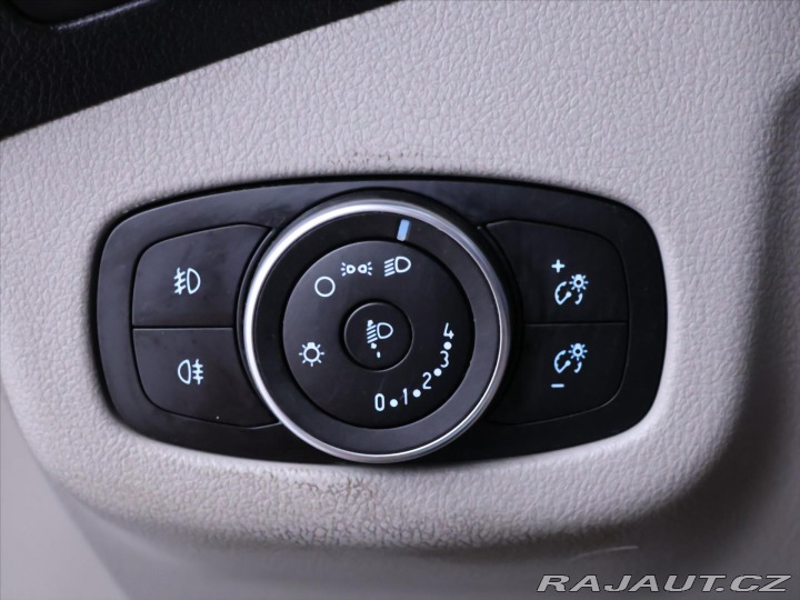 Ford Tourneo Connect 1,5 TDCI Titanium CZ Pano 2019