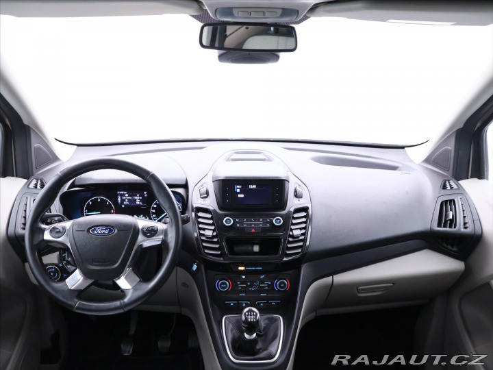 Ford Tourneo Connect 1,5 TDCI Titanium CZ Pano 2019