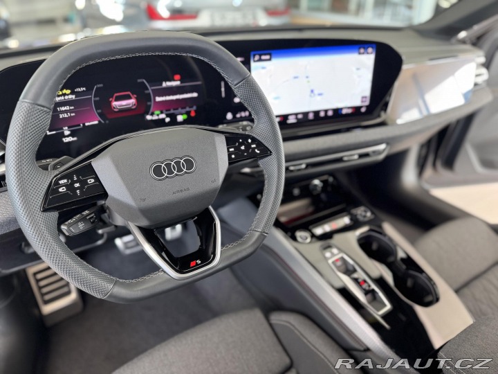 Audi A5 TFSI 150kW*S-LINE*KeyLess 2025