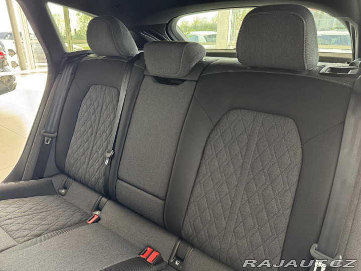 Audi A5 TFSI 150kW*S-LINE*KeyLess 2025