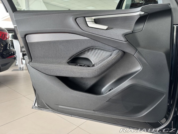 Audi A5 TFSI 150kW*S-LINE*REZERVA 2025