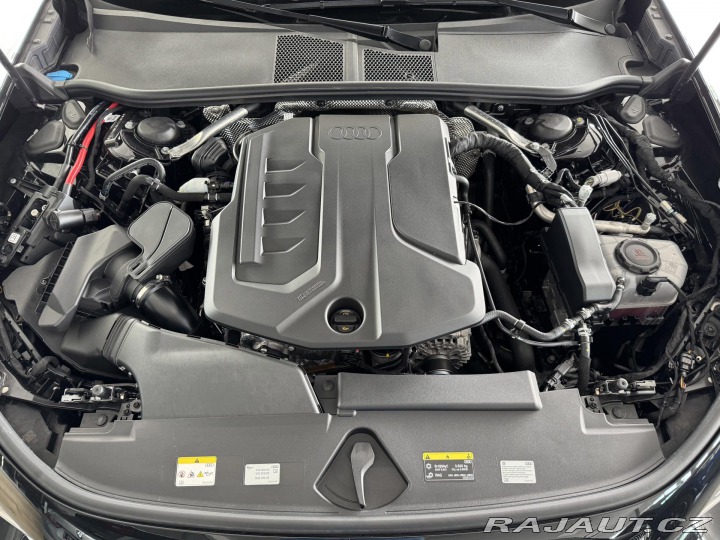 Audi A5 TFSI 150kW*S-LINE*REZERVA 2025