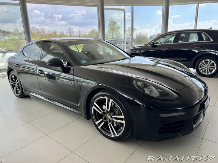 Porsche Panamera Diesel*221kW*Chrono*Webas 2015