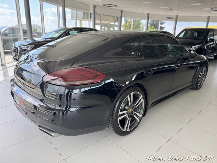 Porsche Panamera Diesel*221kW*Chrono*Webas 2015