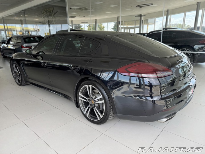 Porsche Panamera Diesel*221kW*Chrono*Webas 2015
