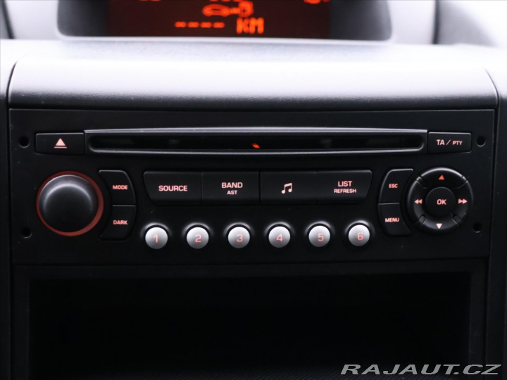 Peugeot Partner Tepee 1,6 VTI 88kW Family Panor 2012