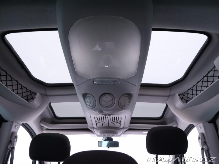 Peugeot Partner Tepee 1,6 VTI 88kW Family Panor 2012