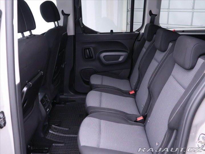Toyota ProAce City Verso 1,2 T 81kW CZ Family 7-Mí 2021