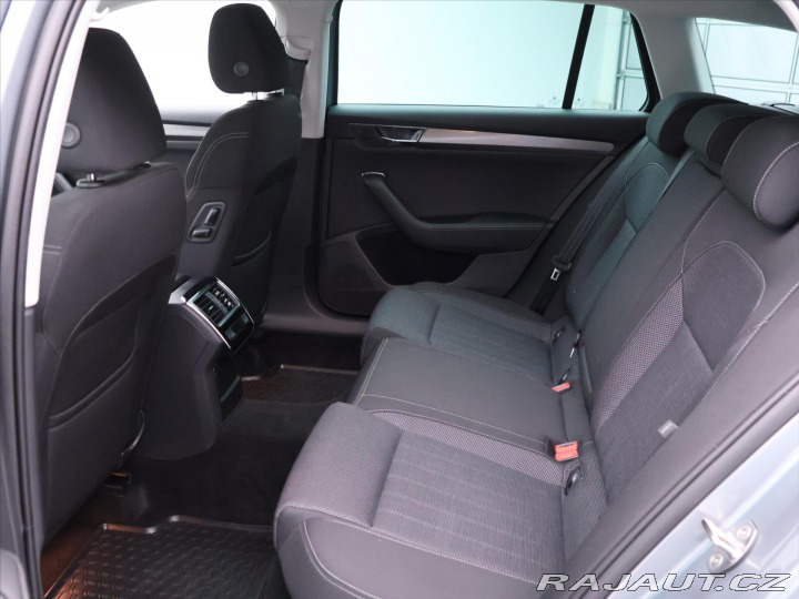 Škoda Superb 2.0 TDI DSG Style Navi LE 2020