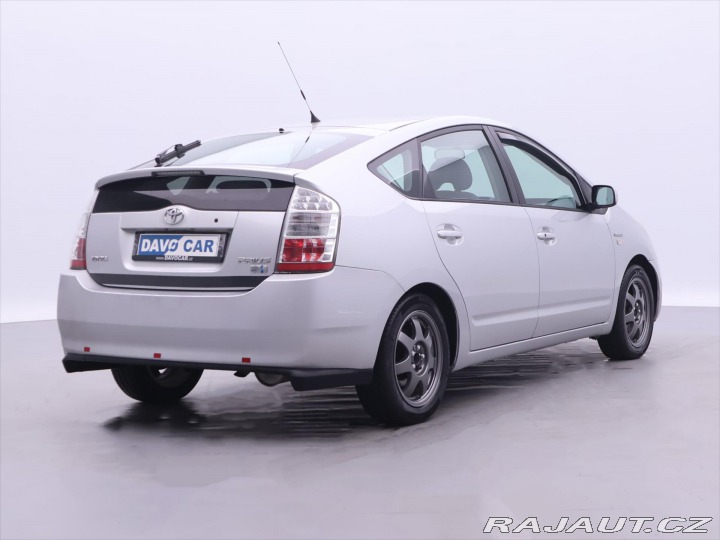 Toyota Prius 1,5 57kW Klima Hybrid 2006