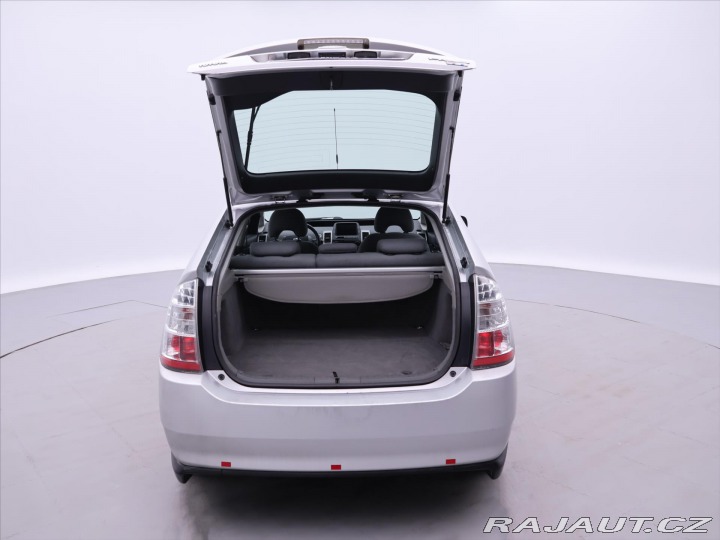 Toyota Prius 1,5 57kW Klima Hybrid 2006