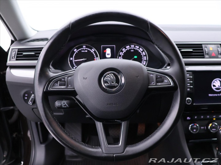 Škoda Superb 2,0 TDI 110kW DSG Style P 2016