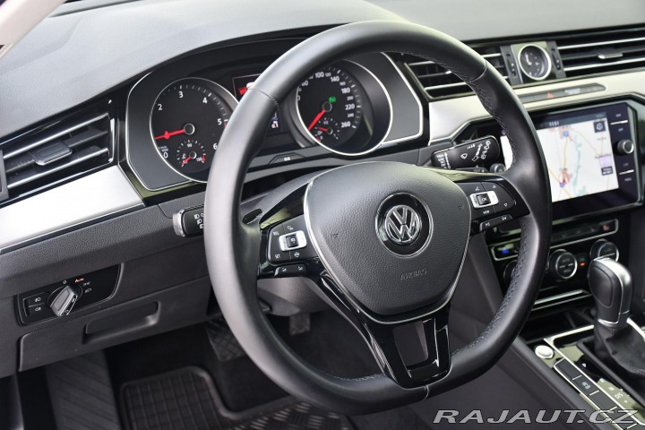 Volkswagen Passat 2.0TDi HIGHLINE DSG ACC Č 2019