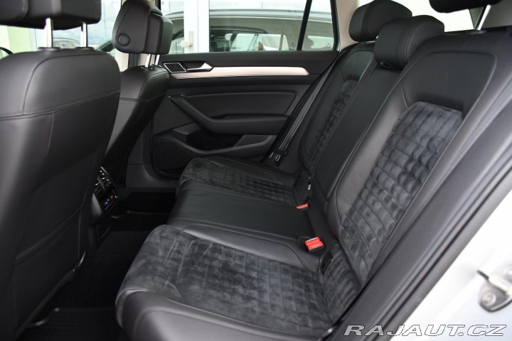 Volkswagen Passat 2.0TDi HIGHLINE DSG ACC Č 2019