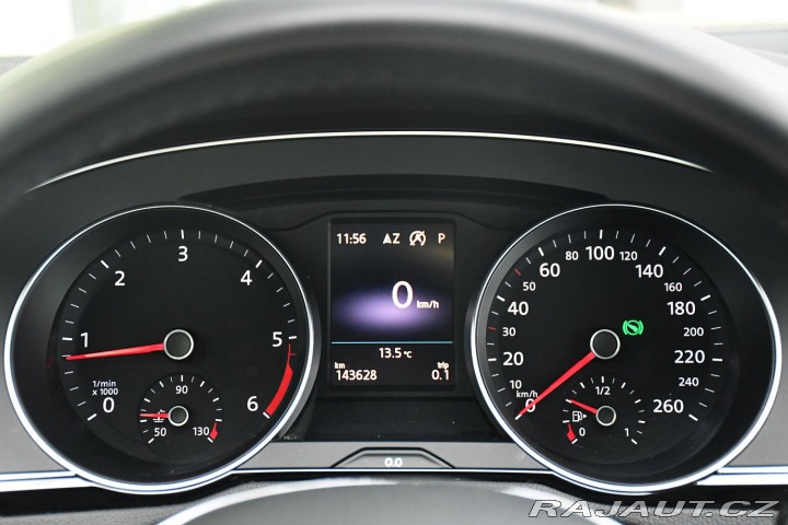 Volkswagen Passat 2.0TDi HIGHLINE DSG ACC Č 2019