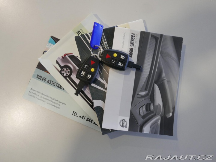 Volvo V50 2,5 T5 162kW REZERVACE 2005