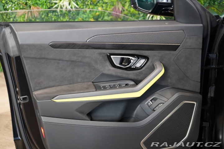 Lamborghini Urus GRAPHITE CAPSULE*PANO*CAR 2023