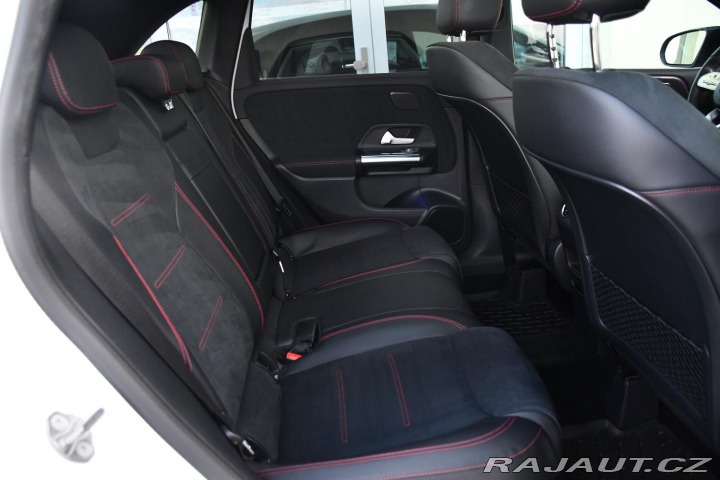 Mercedes-Benz B 220d AMG K360°PANO ČR 2019