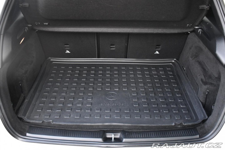 Mercedes-Benz B 220d AMG K360°PANO ČR 2019