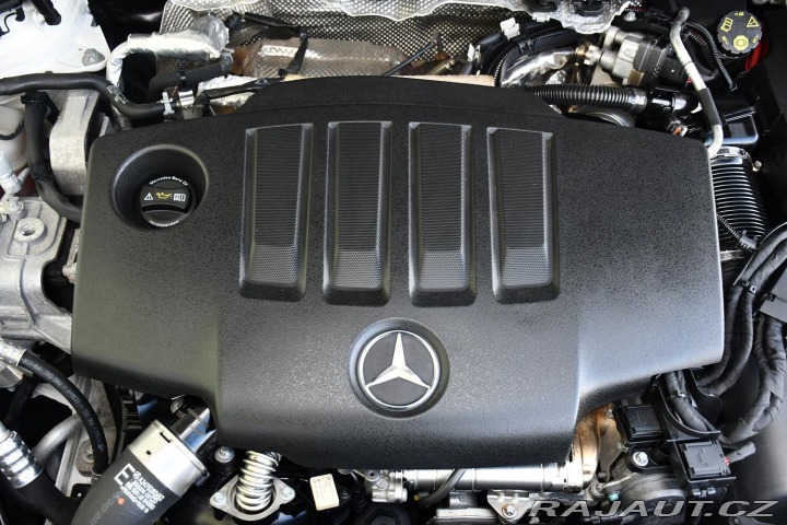 Mercedes-Benz B 220d AMG K360°PANO ČR 2019
