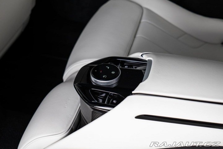 Ferrari Purosangue Pano/LIFT/Masáž/Ventilace 2026