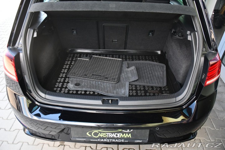 Volkswagen Golf 1.4TSi DSG R-LINE ČR 2017