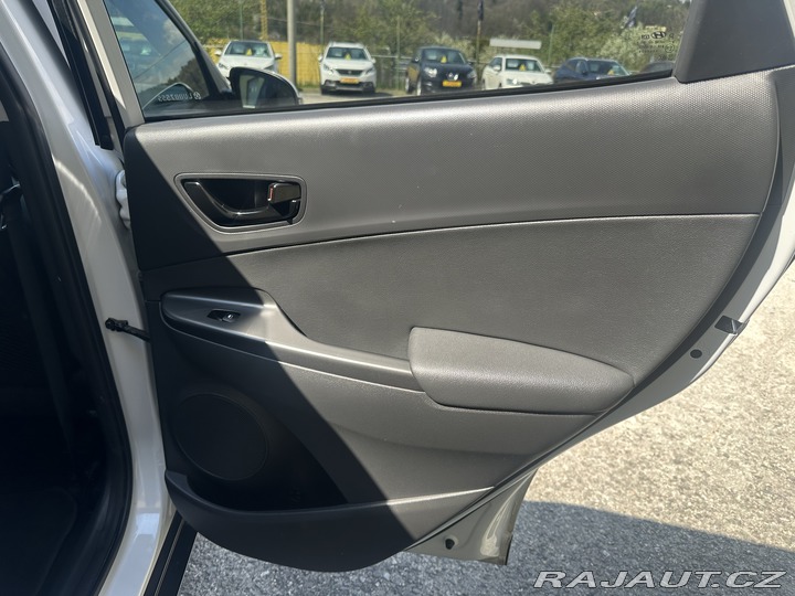 Hyundai Kona 1.6 GDi Hybrid/104KW/NAVI 2020