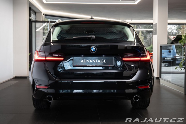 BMW 3 d Touring Manuál 2022