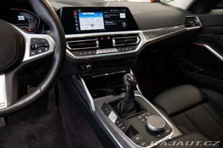 BMW 3 d Touring Manuál 2022