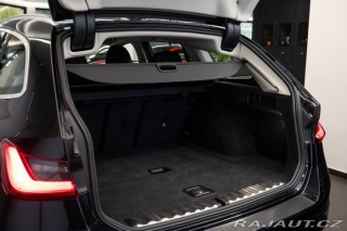 BMW 3 d Touring Manuál 2022