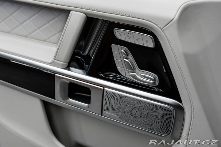 Mercedes-Benz G  2023