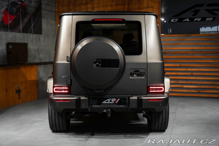 Mercedes-Benz G  2023